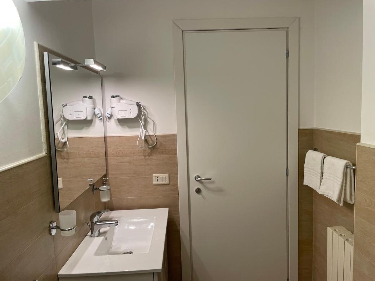 Suite White Vieste Exterior foto